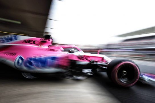 Sergio Perez (MEX) Racing Point Force India F1 VJM11 leaves the pits.
27.10.2018. Formula 1 World Championship, Rd 19, Mexican Grand Prix, Mexico City, Mexico, Qualifying Day.
- www.xpbimages.com, EMail: requests@xpbimages.com - copy of publication required for printed pictures. Every used picture is fee-liable. © Copyright: Moy / XPB Images