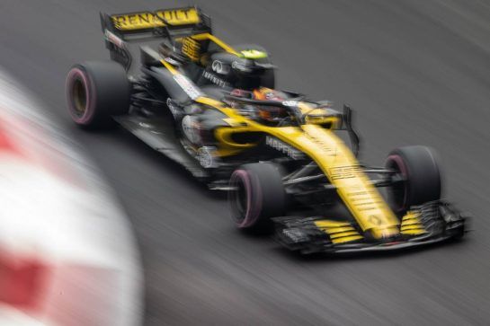 Carlos Sainz Jr (ESP) Renault Sport F1 Team RS18.
27.10.2018. Formula 1 World Championship, Rd 19, Mexican Grand Prix, Mexico City, Mexico, Qualifying Day.
- www.xpbimages.com, EMail: requests@xpbimages.com - copy of publication required for printed pictures. Every used picture is fee-liable. © Copyright: Bearne / XPB Images