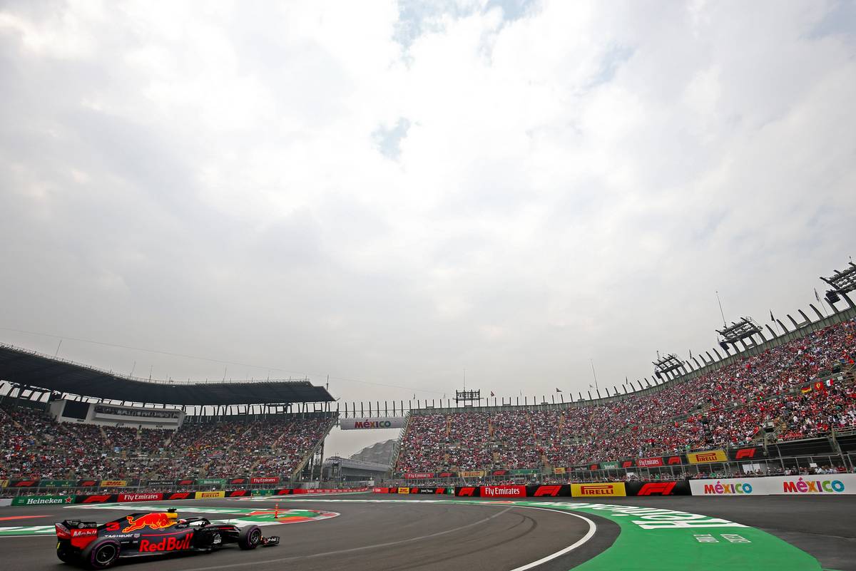 Daniel Ricciardo (AUS) Red Bull Racing 