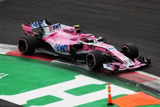 Esteban Ocon (FRA) Racing Point Force India F1 VJM11.
27.10.2018. Formula 1 World Championship, Rd 19, Mexican Grand Prix, Mexico City, Mexico, Qualifying Day.
- www.xpbimages.com, EMail: requests@xpbimages.com - copy of publication required for printed pictures. Every used picture is fee-liable. © Copyright: Photo4 / XPB Images