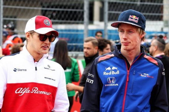 (L to R): Marcus Ericsson (SWE) Sauber F1 Team and Brendon Hartley (NZL) Scuderia Toro Rosso on the drivers parade.
28.10.2018. Formula 1 World Championship, Rd 19, Mexican Grand Prix, Mexico City, Mexico, Race Day.
- www.xpbimages.com, EMail: requests@xpbimages.com - copy of publication required for printed pictures. Every used picture is fee-liable. © Copyright: Batchelor / XPB Images