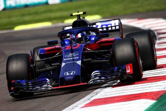 Pierre Gasly (FRA) Scuderia Toro Rosso STR13.
28.10.2018. Formula 1 World Championship, Rd 19, Mexican Grand Prix, Mexico City, Mexico, Race Day.
- www.xpbimages.com, EMail: requests@xpbimages.com - copy of publication required for printed pictures. Every used picture is fee-liable. © Copyright: Moy / XPB Images