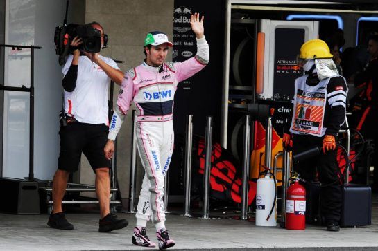 Sergio Perez (MEX) Racing Point Force India F1 Team after retiring from the race.
28.10.2018. Formula 1 World Championship, Rd 19, Mexican Grand Prix, Mexico City, Mexico, Race Day.
- www.xpbimages.com, EMail: requests@xpbimages.com - copy of publication required for printed pictures. Every used picture is fee-liable. © Copyright: Moy / XPB Images