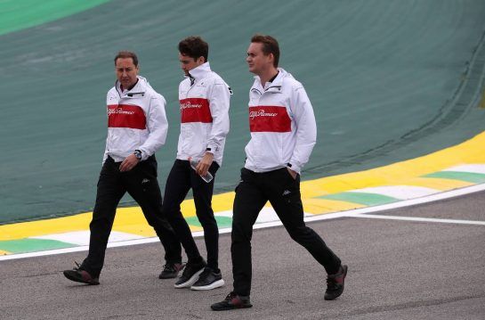 Charles Leclerc (FRA) Sauber F1 Team 
08.11.2018. Formula 1 World Championship, Rd 20, Brazilian Grand Prix, Sao Paulo, Brazil, Preparation Day.
- www.xpbimages.com, EMail: requests@xpbimages.com - copy of publication required for printed pictures. Every used picture is fee-liable. © Copyright: Charniaux / XPB Images