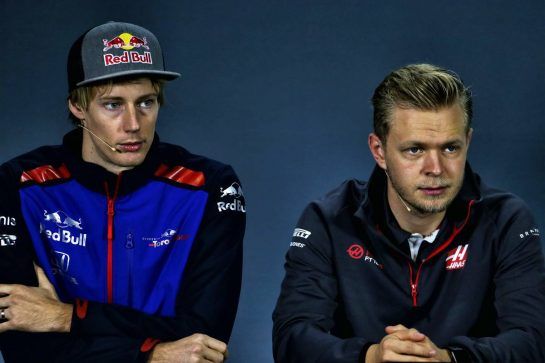 (L to R): Brendon Hartley (NZL) Scuderia Toro Rosso with Kevin Magnussen (DEN) Haas F1 Team in the FIA Press Conference.
08.11.2018. Formula 1 World Championship, Rd 20, Brazilian Grand Prix, Sao Paulo, Brazil, Preparation Day.
- www.xpbimages.com, EMail: requests@xpbimages.com - copy of publication required for printed pictures. Every used picture is fee-liable. © Copyright: Moy / XPB Images