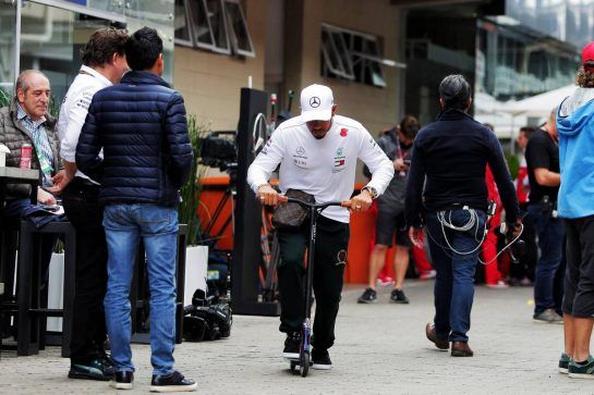Lewis Hamilton (GBR) Mercedes AMG F1.
08.11.2018. Formula 1 World Championship, Rd 20, Brazilian Grand Prix, Sao Paulo, Brazil, Preparation Day.
- www.xpbimages.com, EMail: requests@xpbimages.com - copy of publication required for printed pictures. Every used picture is fee-liable. © Copyright: Photo4 / XPB Images