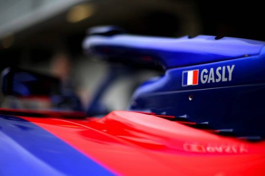 Pierre Gasly (FRA) Scuderia Toro Rosso 
08.11.2018. Formula 1 World Championship, Rd 20, Brazilian Grand Prix, Sao Paulo, Brazil, Preparation Day.
- www.xpbimages.com, EMail: requests@xpbimages.com - copy of publication required for printed pictures. Every used picture is fee-liable. © Copyright: Charniaux / XPB Images