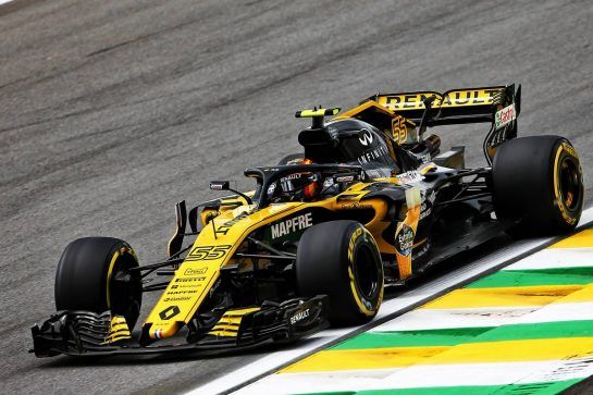 Carlos Sainz Jr (ESP) Renault Sport F1 Team RS18.
09.11.2018. Formula 1 World Championship, Rd 20, Brazilian Grand Prix, Sao Paulo, Brazil, Practice Day.
- www.xpbimages.com, EMail: requests@xpbimages.com - copy of publication required for printed pictures. Every used picture is fee-liable. © Copyright: Moy / XPB Images