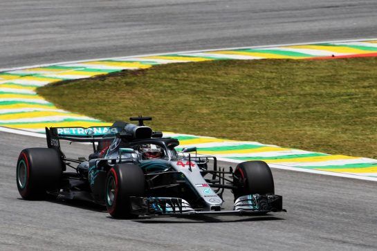 Lewis Hamilton (GBR) Mercedes AMG F1 W09.
09.11.2018. Formula 1 World Championship, Rd 20, Brazilian Grand Prix, Sao Paulo, Brazil, Practice Day.
- www.xpbimages.com, EMail: requests@xpbimages.com - copy of publication required for printed pictures. Every used picture is fee-liable. © Copyright: Charniaux / XPB Images