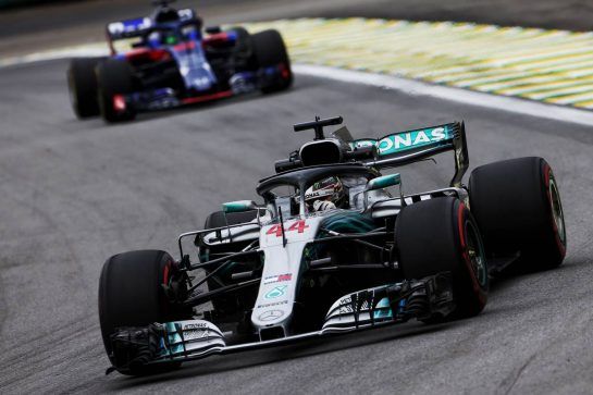 Lewis Hamilton (GBR) Mercedes AMG F1 W09.
09.11.2018. Formula 1 World Championship, Rd 20, Brazilian Grand Prix, Sao Paulo, Brazil, Practice Day.
- www.xpbimages.com, EMail: requests@xpbimages.com - copy of publication required for printed pictures. Every used picture is fee-liable. © Copyright: Moy / XPB Images