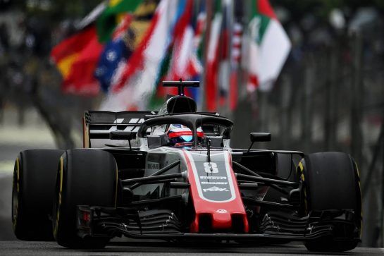 Romain Grosjean (FRA) Haas F1 Team VF-18.
09.11.2018. Formula 1 World Championship, Rd 20, Brazilian Grand Prix, Sao Paulo, Brazil, Practice Day.
- www.xpbimages.com, EMail: requests@xpbimages.com - copy of publication required for printed pictures. Every used picture is fee-liable. © Copyright: Batchelor / XPB Images