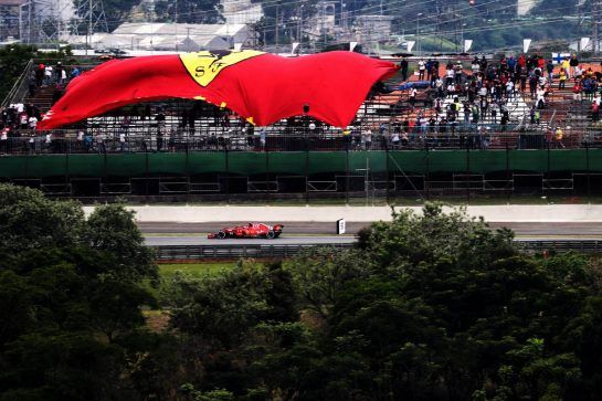 Kimi Raikkonen (FIN) Ferrari SF71H.
09.11.2018. Formula 1 World Championship, Rd 20, Brazilian Grand Prix, Sao Paulo, Brazil, Practice Day.
- www.xpbimages.com, EMail: requests@xpbimages.com - copy of publication required for printed pictures. Every used picture is fee-liable. © Copyright: Photo4 / XPB Images