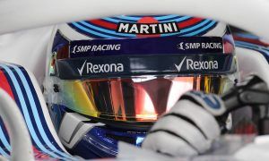 Sirotkin brushes off qualifying clash with Hamilton