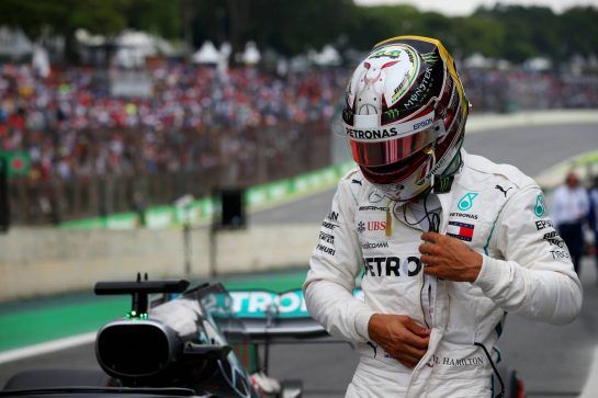 Pole for Lewis Hamilton (GBR) Mercedes
10.11.2018. Formula 1 World Championship, Rd 20, Brazilian Grand Prix, Sao Paulo, Brazil, Qualifying Day.
- www.xpbimages.com, EMail: requests@xpbimages.com - copy of publication required for printed pictures. Every used picture is fee-liable. © Copyright: Batchelor / XPB Images