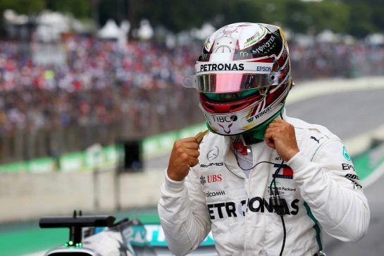 Pole for Lewis Hamilton (GBR) Mercedes
10.11.2018. Formula 1 World Championship, Rd 20, Brazilian Grand Prix, Sao Paulo, Brazil, Qualifying Day.
- www.xpbimages.com, EMail: requests@xpbimages.com - copy of publication required for printed pictures. Every used picture is fee-liable. © Copyright: Batchelor / XPB Images