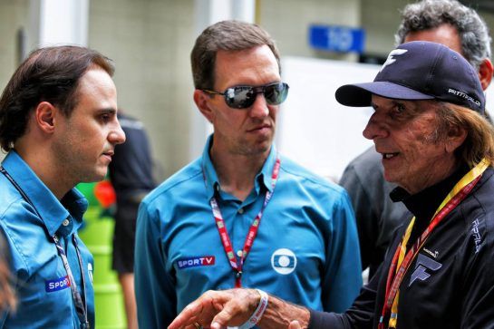 (L to R): Felipe Massa (BRA) with Luciano Burti (BRA) and Emerson Fittipaldi (BRA).
10.11.2018. Formula 1 World Championship, Rd 20, Brazilian Grand Prix, Sao Paulo, Brazil, Qualifying Day.
- www.xpbimages.com, EMail: requests@xpbimages.com - copy of publication required for printed pictures. Every used picture is fee-liable. © Copyright: Moy / XPB Images