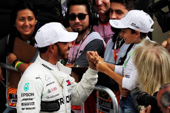 Lewis Hamilton (GBR) Mercedes AMG F1 celebrates his pole position in qualifying parc ferme.
10.11.2018. Formula 1 World Championship, Rd 20, Brazilian Grand Prix, Sao Paulo, Brazil, Qualifying Day.
- www.xpbimages.com, EMail: requests@xpbimages.com - copy of publication required for printed pictures. Every used picture is fee-liable. © Copyright: Photo4 / XPB Images