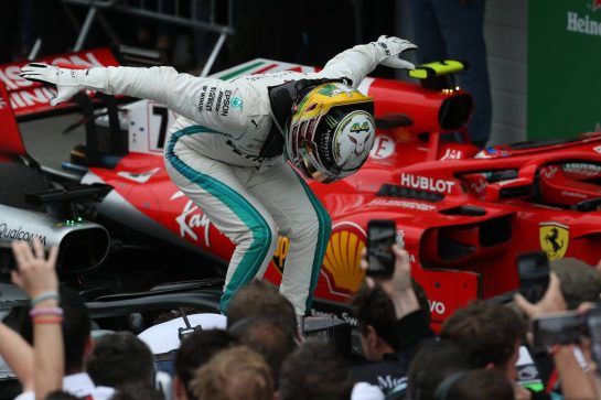 1st place Lewis Hamilton (GBR) Mercedes AMG F1 W09.
11.11.2018. Formula 1 World Championship, Rd 20, Brazilian Grand Prix, Sao Paulo, Brazil, Race Day.
- www.xpbimages.com, EMail: requests@xpbimages.com - copy of publication required for printed pictures. Every used picture is fee-liable. © Copyright: Batchelor / XPB Images