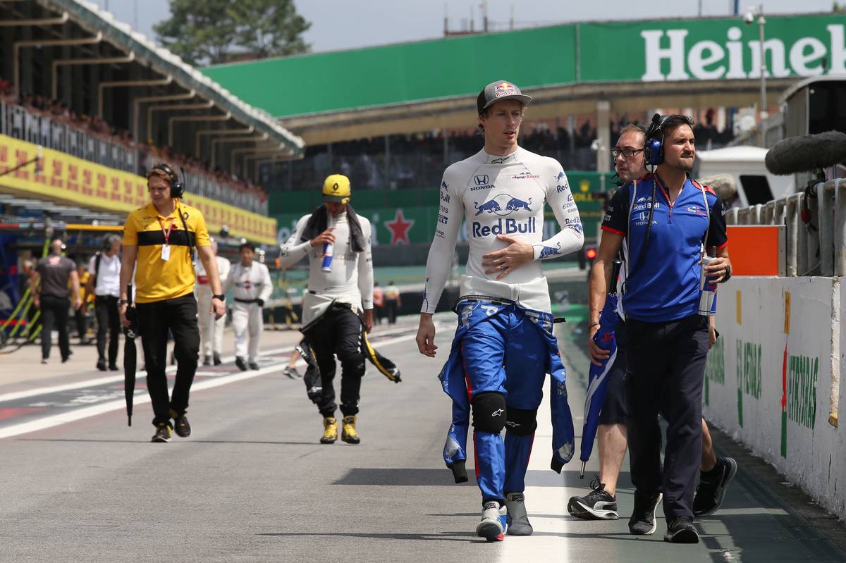 Brendon Hartley (NZL) Scuderia Toro Rosso STR13.