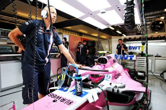 Esteban Ocon (FRA) Racing Point Force India F1 VJM11.
23.11.2018. Formula 1 World Championship, Rd 21, Abu Dhabi Grand Prix, Yas Marina Circuit, Abu Dhabi, Practice Day.
- www.xpbimages.com, EMail: requests@xpbimages.com - copy of publication required for printed pictures. Every used picture is fee-liable. © Copyright: Moy / XPB Images