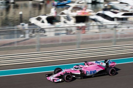 Sergio Perez (MEX) Racing Point Force India F1 VJM11.
23.11.2018. Formula 1 World Championship, Rd 21, Abu Dhabi Grand Prix, Yas Marina Circuit, Abu Dhabi, Practice Day.
- www.xpbimages.com, EMail: requests@xpbimages.com - copy of publication required for printed pictures. Every used picture is fee-liable. © Copyright: Bearne / XPB Images