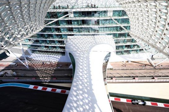 Lance Stroll (CDN) Williams FW41.
24.11.2018. Formula 1 World Championship, Rd 21, Abu Dhabi Grand Prix, Yas Marina Circuit, Abu Dhabi, Qualifying Day.
- www.xpbimages.com, EMail: requests@xpbimages.com - copy of publication required for printed pictures. Every used picture is fee-liable. © Copyright: Moy / XPB Images