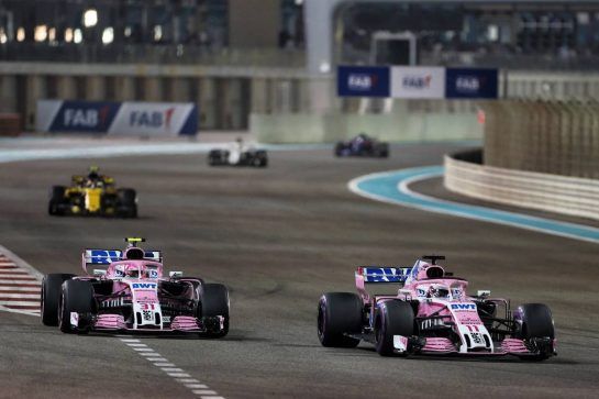 (L to R): Esteban Ocon (FRA) Racing Point Force India F1 VJM11 and Sergio Perez (MEX) Racing Point Force India F1 VJM11.
25.11.2018. Formula 1 World Championship, Rd 21, Abu Dhabi Grand Prix, Yas Marina Circuit, Abu Dhabi, Race Day.
- www.xpbimages.com, EMail: requests@xpbimages.com - copy of publication required for printed pictures. Every used picture is fee-liable. © Copyright: Charniaux / XPB Images