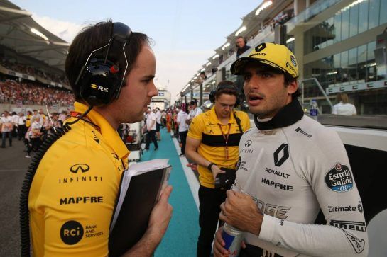 Carlos Sainz Jr (ESP) Renault Sport F1 Team RS18.
25.11.2018. Formula 1 World Championship, Rd 21, Abu Dhabi Grand Prix, Yas Marina Circuit, Abu Dhabi, Race Day.
- www.xpbimages.com, EMail: requests@xpbimages.com - copy of publication required for printed pictures. Every used picture is fee-liable. © Copyright: Batchelor / XPB Images