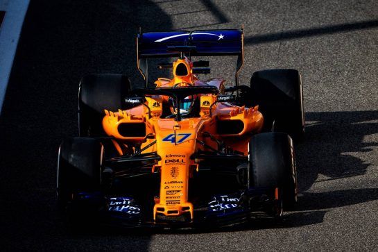 Lando Norris (GBR) McLaren MCL33 Test Driver.
27.11.2018. Formula 1 Testing, Yas Marina Circuit, Abu Dhabi, Wednesday.
- www.xpbimages.com, EMail: requests@xpbimages.com - copy of publication required for printed pictures. Every used picture is fee-liable. © Copyright: Bearne / XPB Images