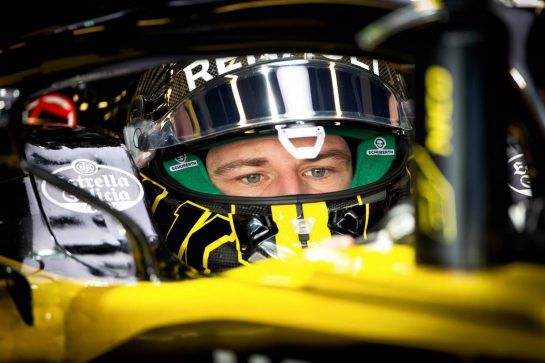 Nico Hulkenberg (GER) Renault Sport F1 Team RS18.
27.11.2018. Formula 1 Testing, Yas Marina Circuit, Abu Dhabi, Wednesday.
- www.xpbimages.com, EMail: requests@xpbimages.com - copy of publication required for printed pictures. Every used picture is fee-liable. © Copyright: Bearne / XPB Images