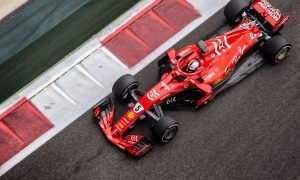Vettel fastest despite minor crash on first day of test