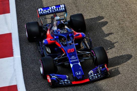 Daniil Kvyat (RUS) Scuderia Toro Rosso STR13.
28.11.2018. Formula 1 Testing, Yas Marina Circuit, Abu Dhabi, Wednesday.
- www.xpbimages.com, EMail: requests@xpbimages.com - copy of publication required for printed pictures. Every used picture is fee-liable. © Copyright: Moy / XPB Images