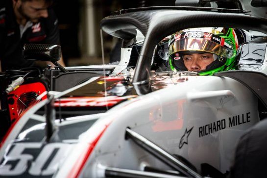 Louis Deletraz (SUI) Haas VF-18 Test Driver.
28.11.2018. Formula 1 Testing, Yas Marina Circuit, Abu Dhabi, Wednesday.
- www.xpbimages.com, EMail: requests@xpbimages.com - copy of publication required for printed pictures. Every used picture is fee-liable. © Copyright: Bearne / XPB Images