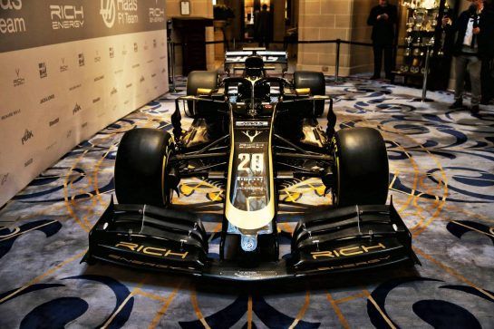 New livery on the Haas VF-18 with Rich Energy title sponsorship.
27.02.2019. Haas F1 Team Livery Unveil, The Royal Automobile Club, London, England.
- www.xpbimages.com, EMail: requests@xpbimages.com - copy of publication required for printed pictures. Every used picture is fee-liable. © Copyright: Batchelor / XPB Images