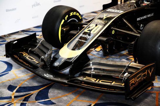 New livery on the Haas VF-18 with Rich Energy title sponsorship.
27.02.2019. Haas F1 Team Livery Unveil, The Royal Automobile Club, London, England.
- www.xpbimages.com, EMail: requests@xpbimages.com - copy of publication required for printed pictures. Every used picture is fee-liable. © Copyright: Batchelor / XPB Images