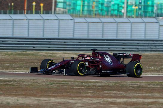 Kimi Raikkonen (FIN) shakes down the Alfa Romeo F1 Car for the 1st time.
24.02.2017. Ferrari SF70H Shakedown. Fiorano, Italy, Friday.
- www.xpbimages.com, EMail: requests@xpbimages.com - copy of publication required for printed pictures. Every used picture is fee-liable. © Copyright: Basile Photo4 / XPB Images