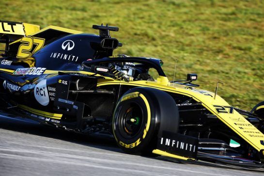 Nico Hulkenberg (GER) Renault Sport F1 Team RS19.
18.02.2019. Formula One Testing, Day One, Barcelona, Spain. Monday.
- www.xpbimages.com, EMail: requests@xpbimages.com - copy of publication required for printed pictures. Every used picture is fee-liable. © Copyright: Charniaux / XPB Images