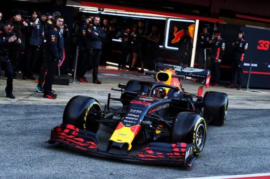 Max Verstappen (NLD) Red Bull Racing RB14 leaves the pits.
18.02.2019. Formula One Testing, Day One, Barcelona, Spain. Monday.
- www.xpbimages.com, EMail: requests@xpbimages.com - copy of publication required for printed pictures. Every used picture is fee-liable. © Copyright: Batchelor / XPB Images