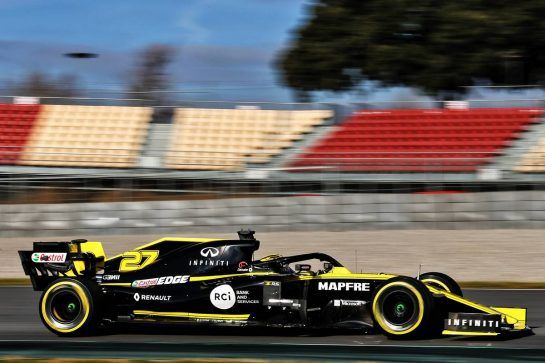 Nico Hulkenberg (GER) Renault Sport F1 Team RS19.
18.02.2019. Formula One Testing, Day One, Barcelona, Spain. Monday.
- www.xpbimages.com, EMail: requests@xpbimages.com - copy of publication required for printed pictures. Every used picture is fee-liable. © Copyright: Charniaux / XPB Images