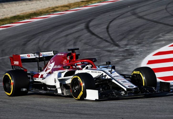 Kimi Raikkonen (FIN) Alfa Romeo Racing C38.