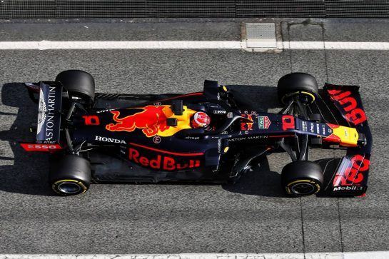 Pierre Gasly (FRA) Red Bull Racing RB15.
19.02.2019. Formula One Testing, Day Two, Barcelona, Spain. Tuesday.
- www.xpbimages.com, EMail: requests@xpbimages.com - copy of publication required for printed pictures. Every used picture is fee-liable. © Copyright: Moy / XPB Images