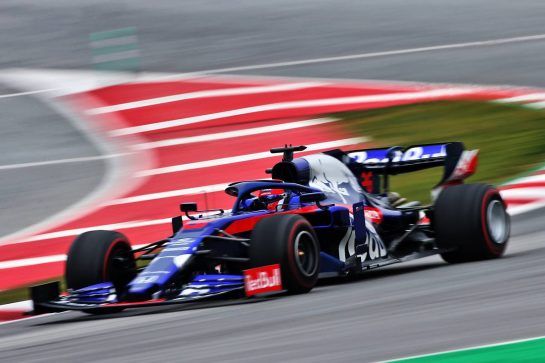 Daniil Kvyat (RUS) Scuderia Toro Rosso STR14.
20.02.2019. Formula One Testing, Day Three, Barcelona, Spain. Wednesday.
- www.xpbimages.com, EMail: requests@xpbimages.com - copy of publication required for printed pictures. Every used picture is fee-liable. © Copyright: Moy / XPB Images