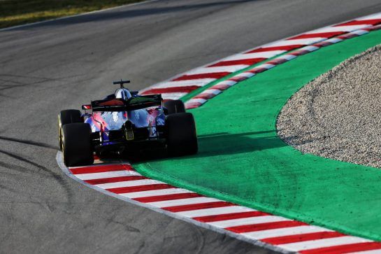 Daniil Kvyat (RUS) Scuderia Toro Rosso STR14.
20.02.2019. Formula One Testing, Day Three, Barcelona, Spain. Wednesday.
- www.xpbimages.com, EMail: requests@xpbimages.com - copy of publication required for printed pictures. Every used picture is fee-liable. © Copyright: Moy / XPB Images