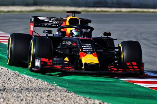 Max Verstappen (NLD) Red Bull Racing RB14.
21.02.2019. Formula One Testing, Day Four, Barcelona, Spain. Thursday.
- www.xpbimages.com, EMail: requests@xpbimages.com - copy of publication required for printed pictures. Every used picture is fee-liable. © Copyright: Charniaux / XPB Images