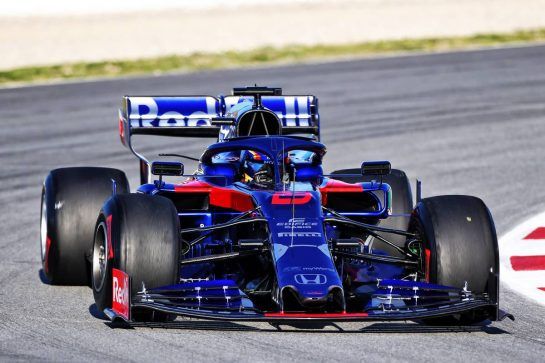 Alexander Albon (THA) Scuderia Toro Rosso STR14.
26.02.2019. Formula One Testing, Day One, Barcelona, Spain. Tuesday.
- www.xpbimages.com, EMail: requests@xpbimages.com - copy of publication required for printed pictures. Every used picture is fee-liable. © Copyright: Moy / XPB Images