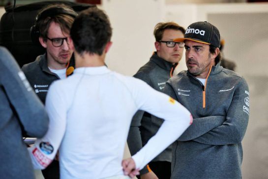 Fernando Alonso (ESP) McLaren and Lando Norris (GBR) McLaren.
26.02.2019. Formula One Testing, Day One, Barcelona, Spain. Tuesday.
- www.xpbimages.com, EMail: requests@xpbimages.com - copy of publication required for printed pictures. Every used picture is fee-liable. © Copyright: Batchelor / XPB Images
