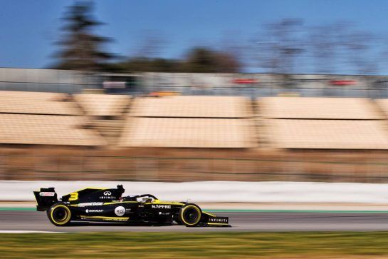 Daniel Ricciardo (AUS) Renault Sport F1 Team RS19.
27.02.2019. Formula One Testing, Day Two, Barcelona, Spain. Wednesday.
- www.xpbimages.com, EMail: requests@xpbimages.com - copy of publication required for printed pictures. Every used picture is fee-liable. © Copyright: Rew / XPB Images