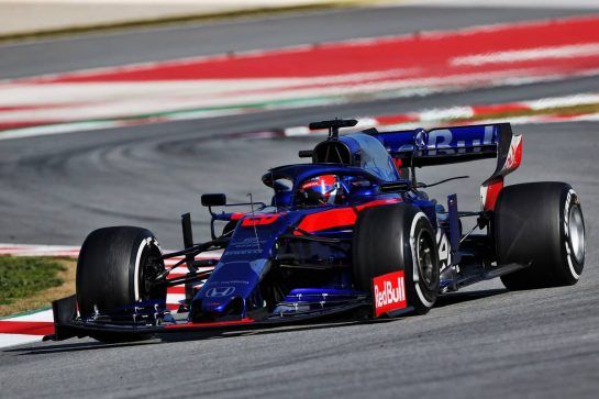 Daniil Kvyat (RUS) Scuderia Toro Rosso STR14.
27.02.2019. Formula One Testing, Day Two, Barcelona, Spain. Wednesday.
- www.xpbimages.com, EMail: requests@xpbimages.com - copy of publication required for printed pictures. Every used picture is fee-liable. © Copyright: Moy / XPB Images