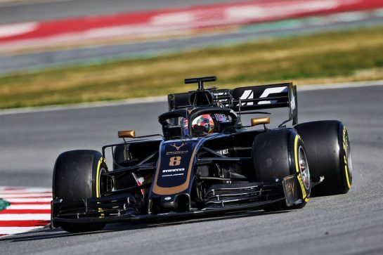 Romain Grosjean (FRA) Haas F1 Team VF-19.
27.02.2019. Formula One Testing, Day Two, Barcelona, Spain. Wednesday.
- www.xpbimages.com, EMail: requests@xpbimages.com - copy of publication required for printed pictures. Every used picture is fee-liable. © Copyright: Moy / XPB Images
