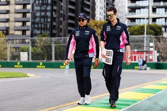 Sergio Perez (MEX) Racing Point F1 Team walks the circuit with the team.
13.03.2019. Formula 1 World Championship, Rd 1, Australian Grand Prix, Albert Park, Melbourne, Australia, Preparation Day.
- www.xpbimages.com, EMail: requests@xpbimages.com - copy of publication required for printed pictures. Every used picture is fee-liable. © Copyright: Batchelor / XPB Images
